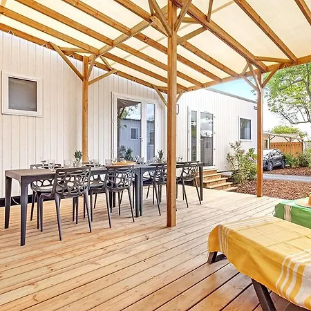 Domaine Berrua - Maeva Selection Campsite
