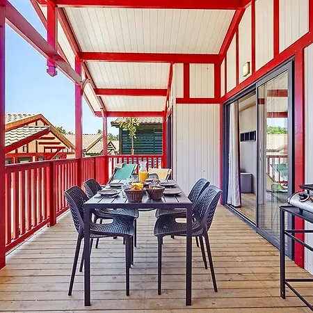 Domaine Berrua - Maeva Selection Campsite 4*